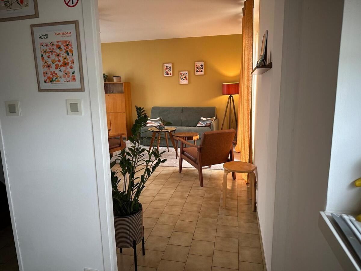 Maison Seventies Climatisee, Parking Prive Chablis Bagian luar foto