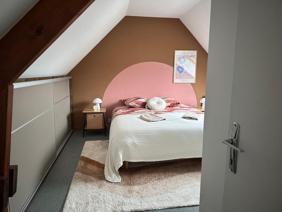 Maison Seventies Climatisee, Parking Prive Chablis Bagian luar foto